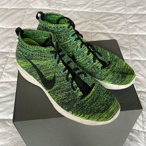 Nike Flyknit Chukka Lunarlon excellent condition